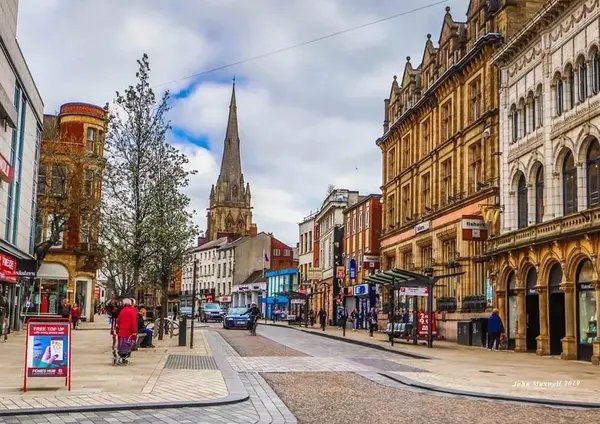 英国大学系列之兰开夏大学独揽英国高等教育界奥斯卡三项大奖还和小猪