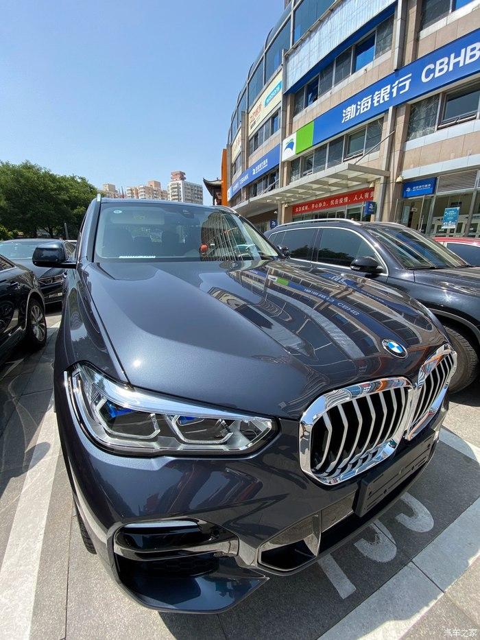 谢谢你因为有你喜提宝马x5xdrive30i希望可以和你长久陪伴