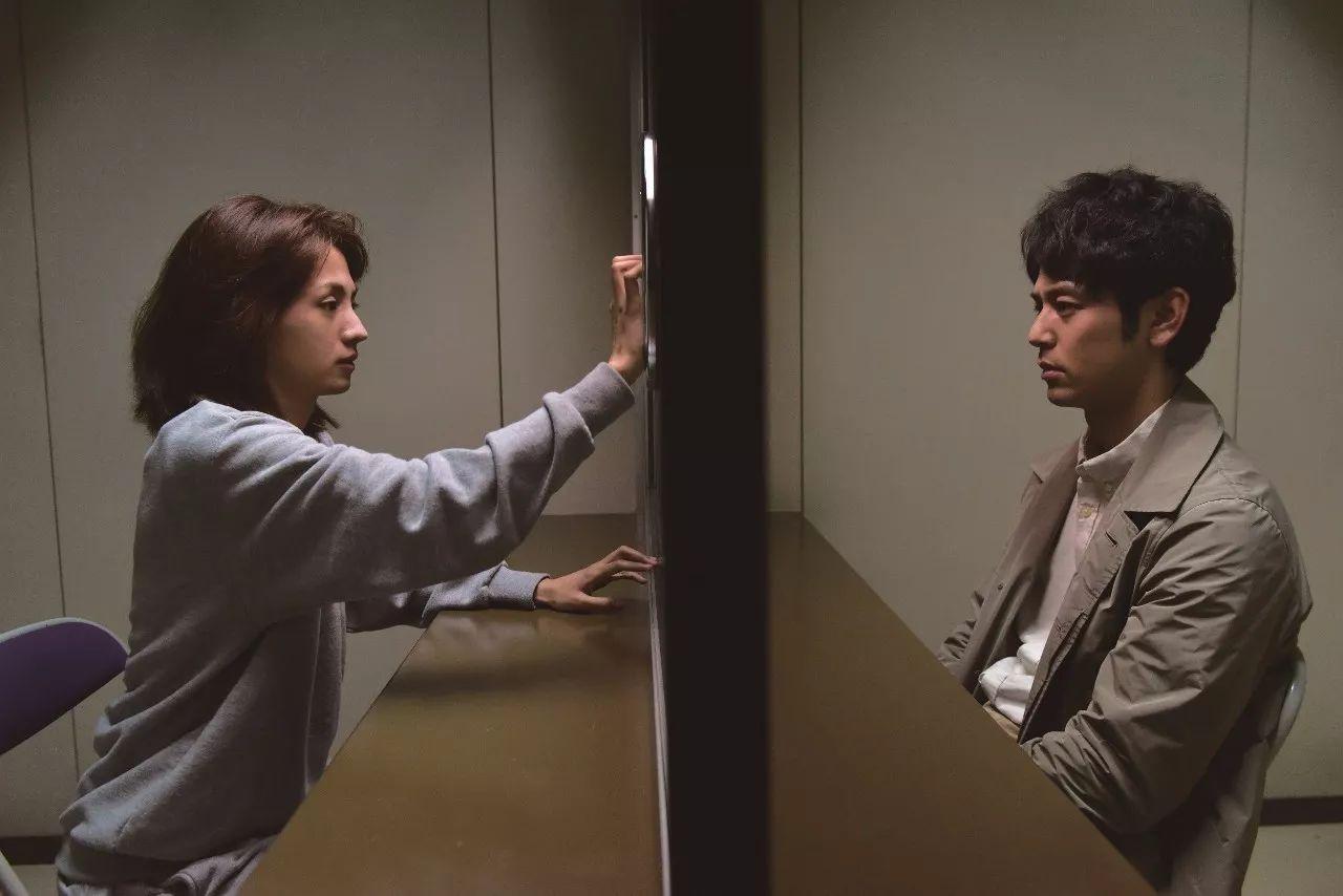 天才枪手丨愚行