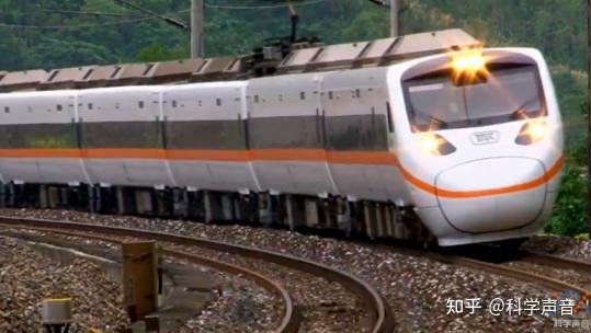 台湾出轨火车太鲁阁号摆式列车窄轨运行回头看唏嘘不已