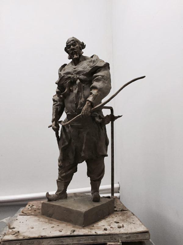 青年雕塑家董晓宾