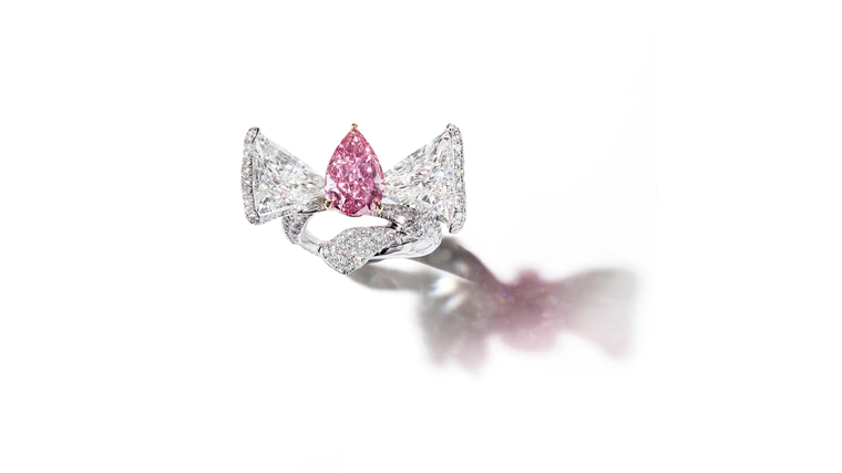 初哆咪娱乐倪妮美到发光入列cindychao大使当一家人