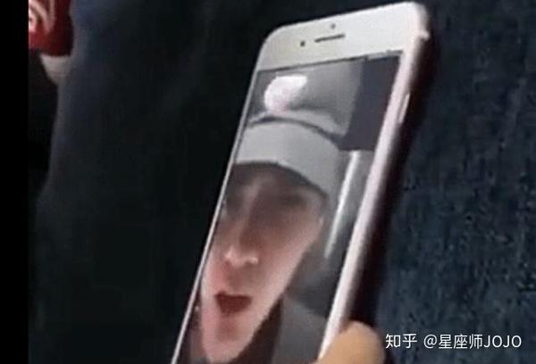 天蝎座吴亦凡的恋情 从星座角度看凡凡鲜美外表藏着的炙热灵魂 知乎