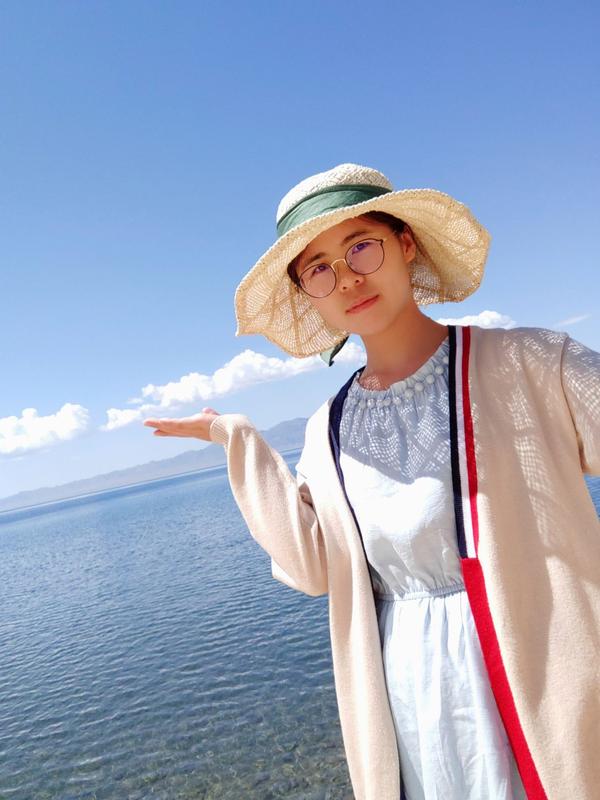 有个漂亮女朋友是什么体验?