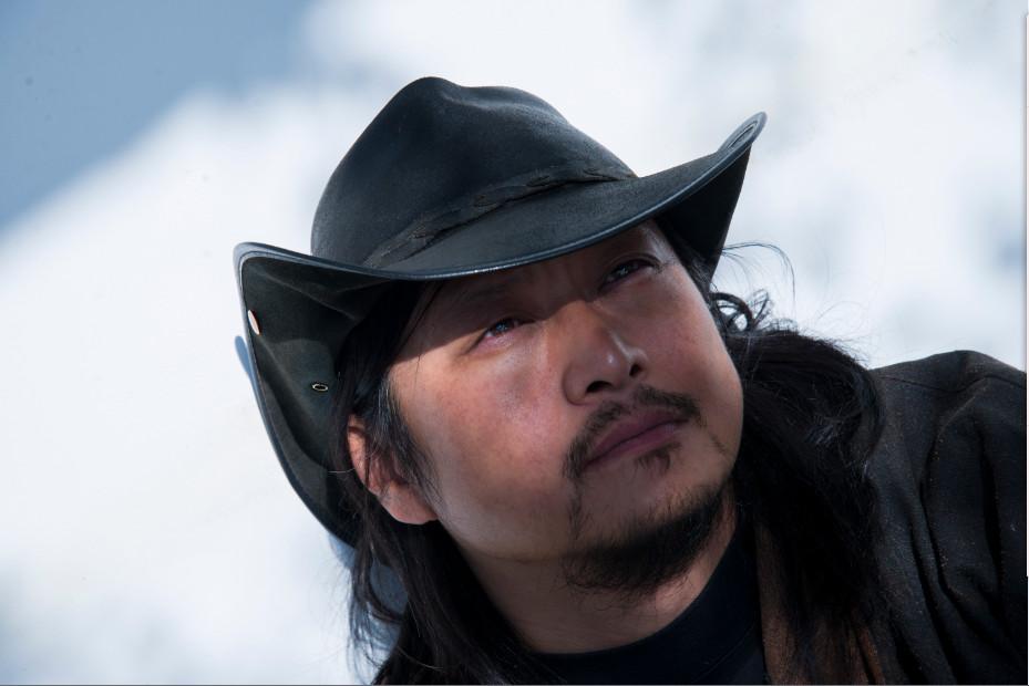 躲得过四下无人的街,躲不过穿着棉麻的三毛转世佛系女文青