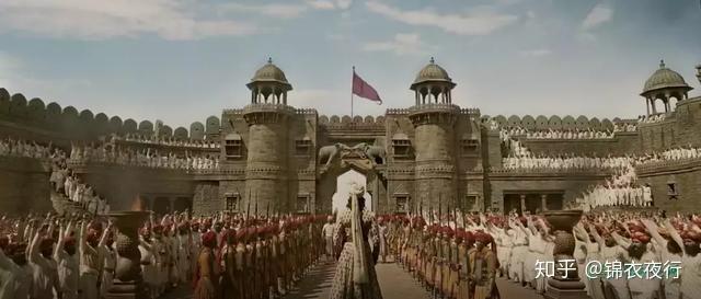 游行暴乱、悬赏女主人头? 《帕德玛瓦蒂王后》