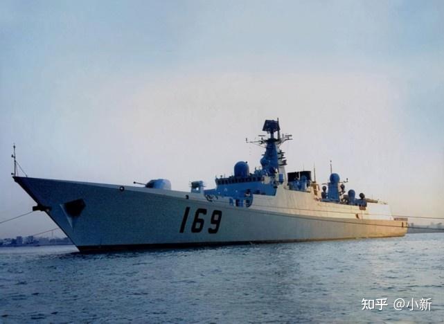 055型驅逐艦(首艘萬噸大驅)杭州號136,俄製現代級驅逐艦南京號131,051