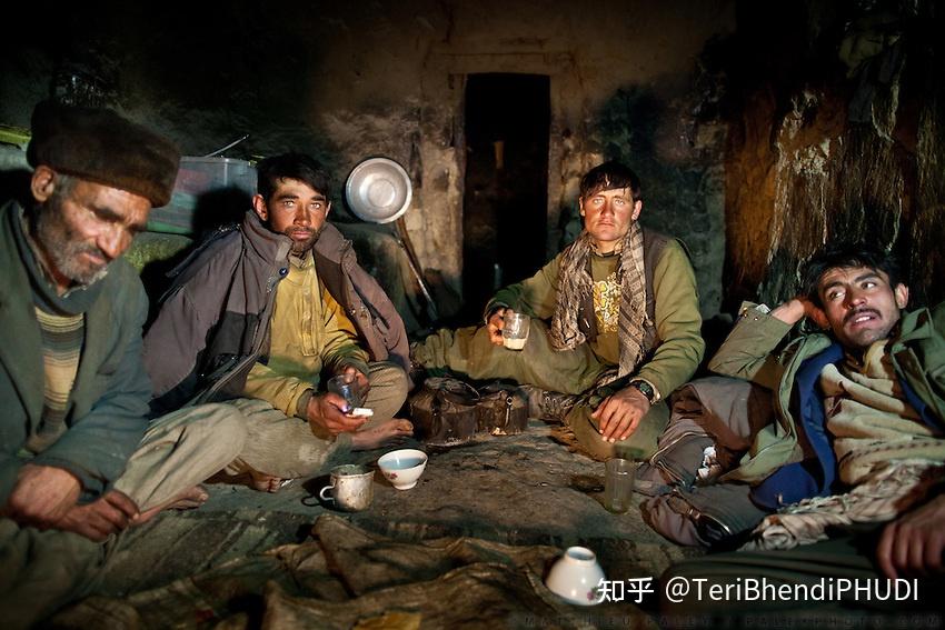 中亚塔吉克斯坦瓦罕人传说用心工作的人