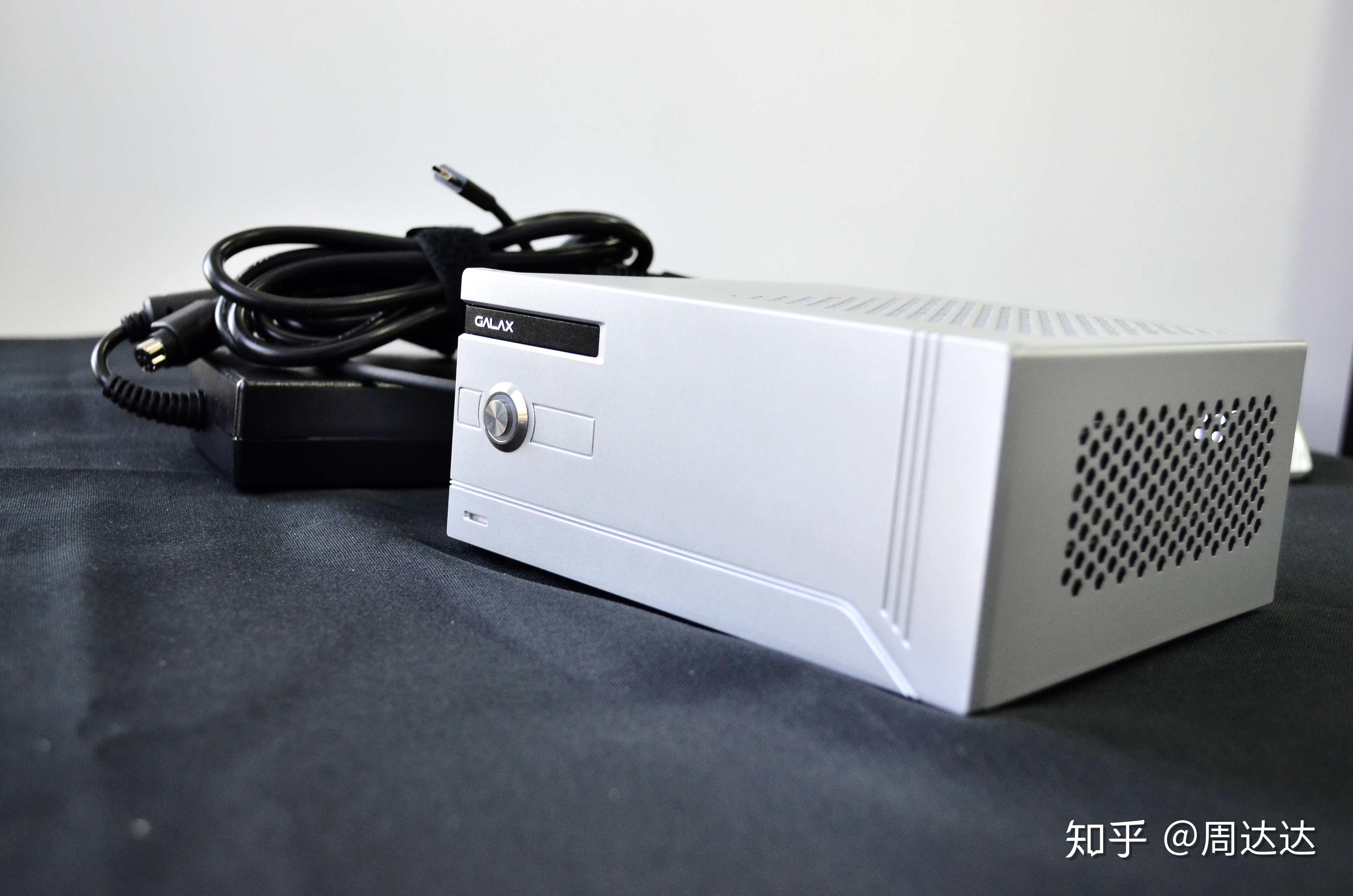 i5-8250u 外接显卡GTX1060 可以玩3D网游逆水