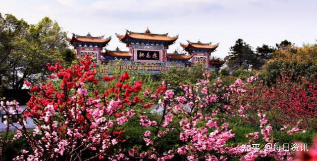 桃花源旅游区亮相北京地铁一号线穿越长安街致敬新时代