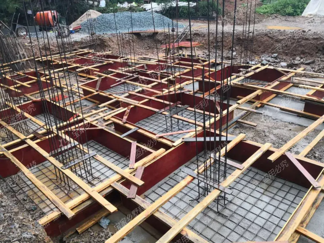 乡村别墅的地基怎么做看完你就明白了