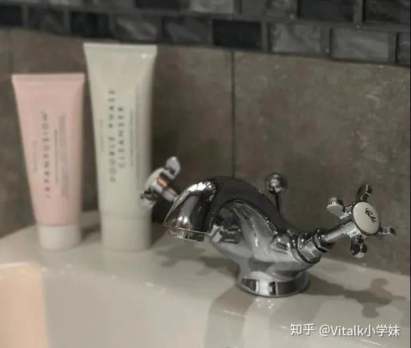 洗面奶英文 洗面奶英文怎么说 防晒霜英文