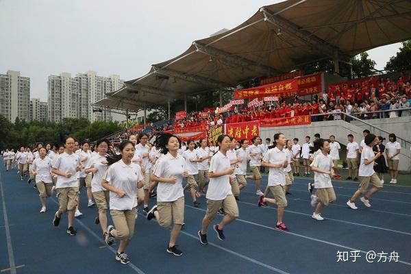 以青春之名为梦想奔跑记杭州文澜中学初三年级最后一次晨跑