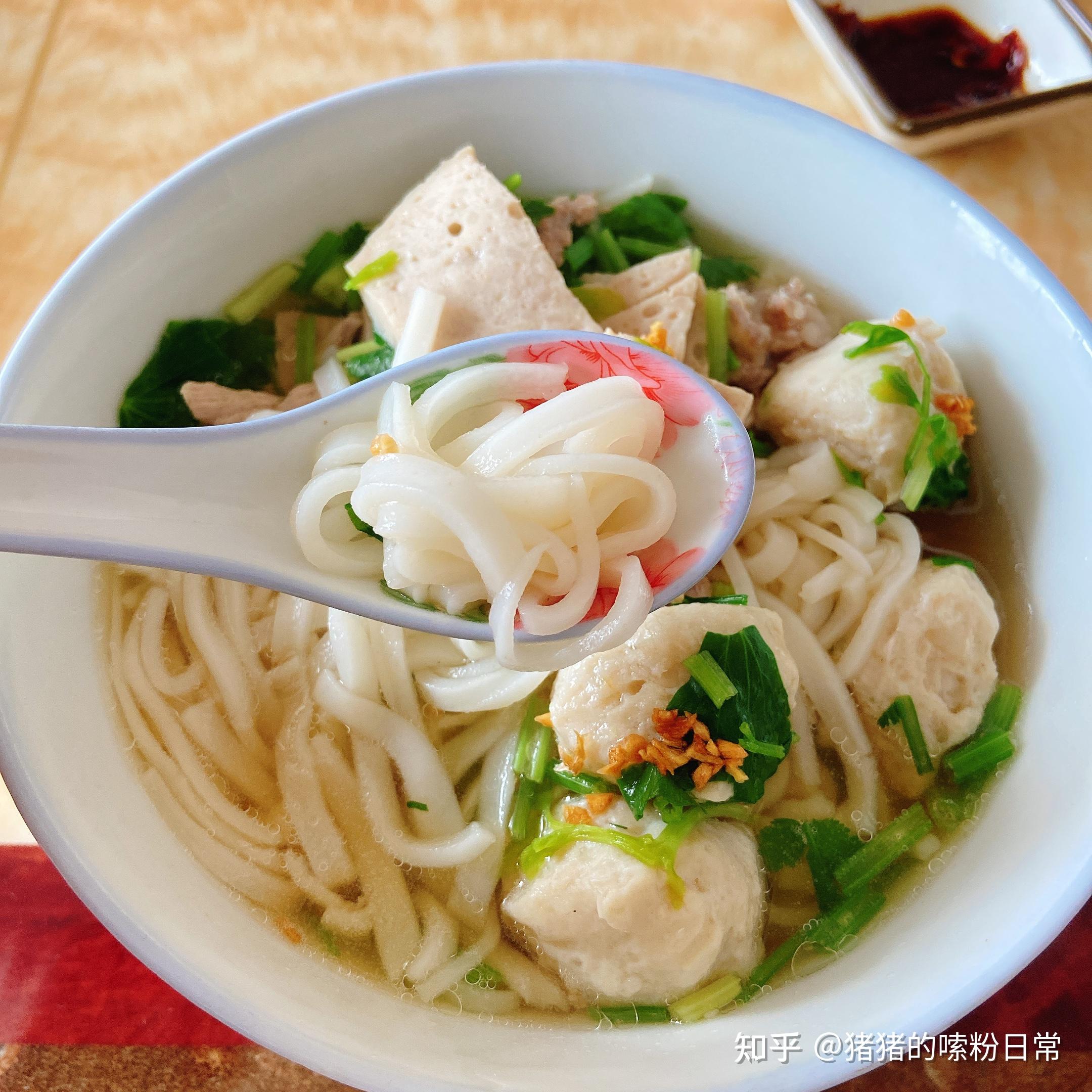 默认最新陌上蒹葭粿条跟河粉在我的认知里完全就像两个不同品种,但