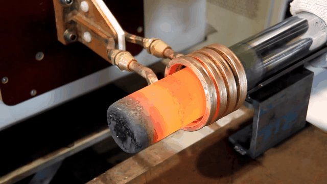 高频电磁感应加热原理图几秒就能产生上千度高温瞬间将金属烧得通红