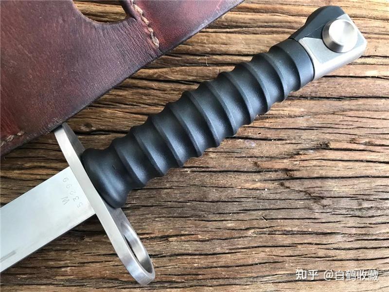 瑞士K57刺 双刃刺刀 - 知乎