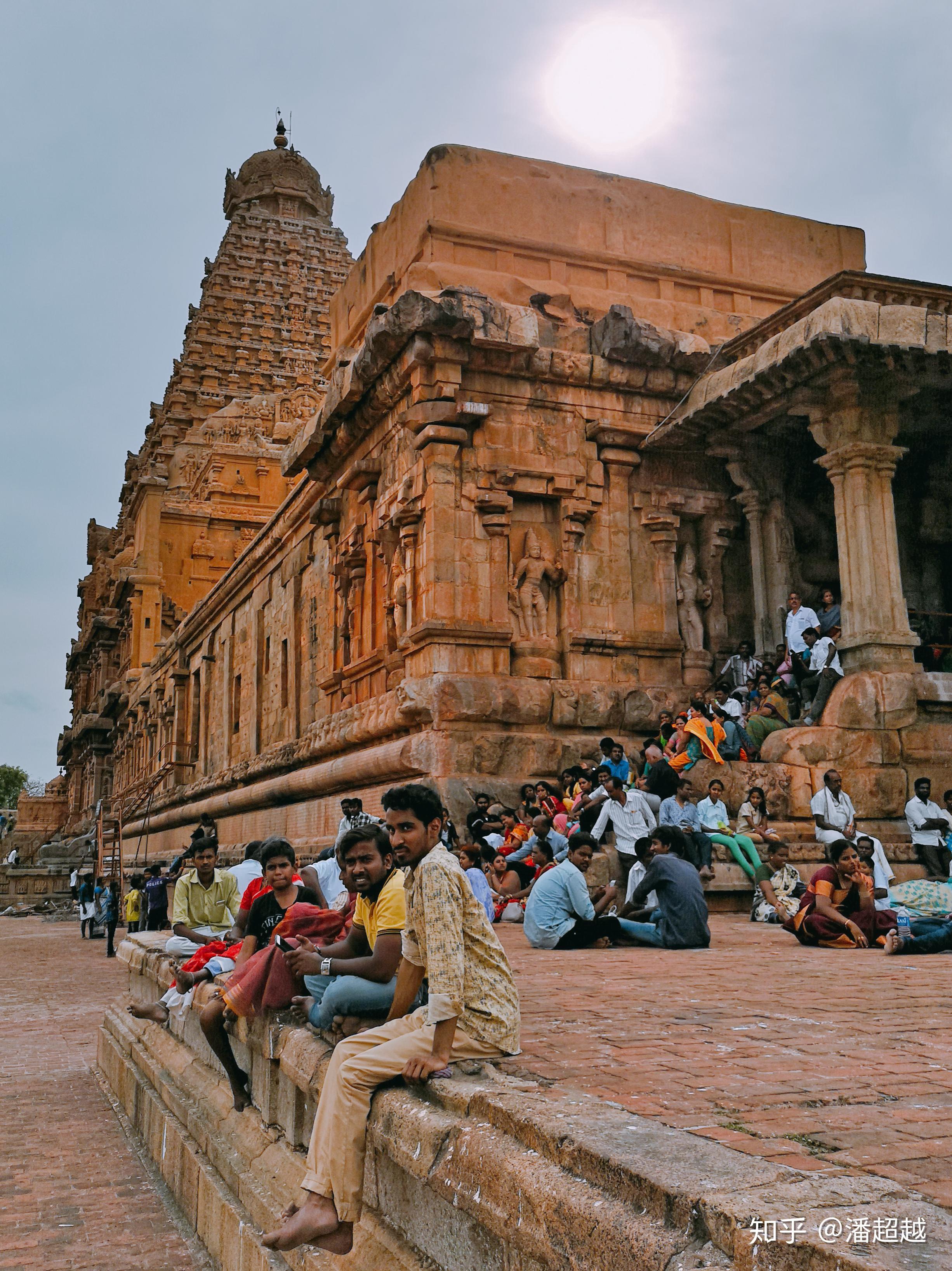 带一支手机在印度修行