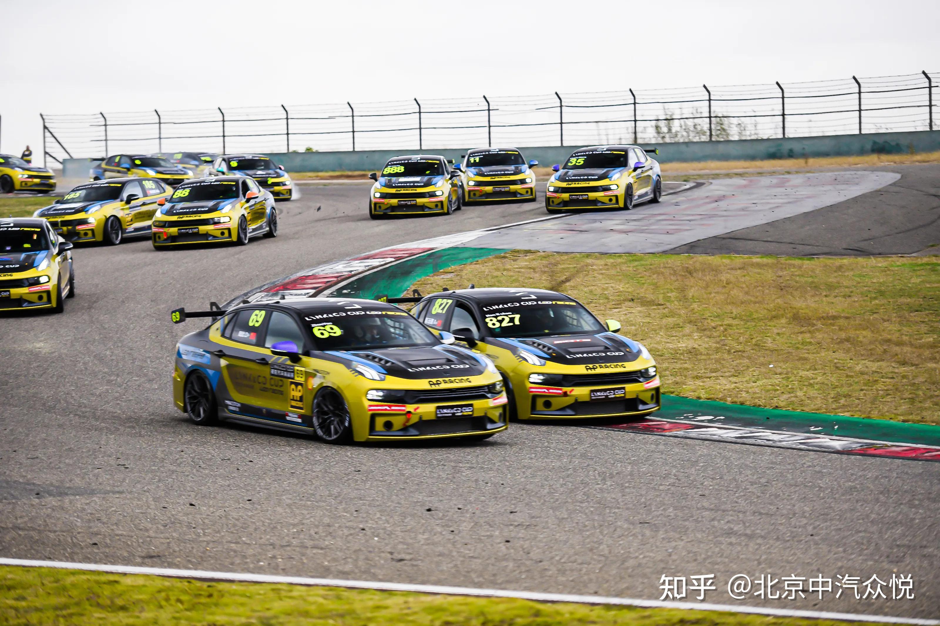 wtcc赛道上的领克03