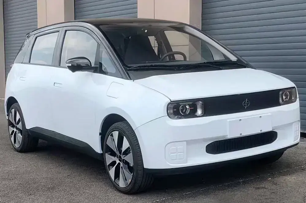 众泰皮尺部又出手了国产hondae曝光售价会是多少