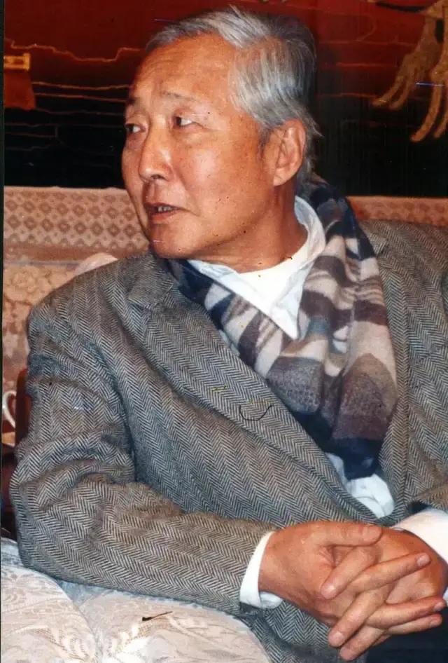 于是之的艺术人生与舞台世界——评《于是之全集》 - 知乎