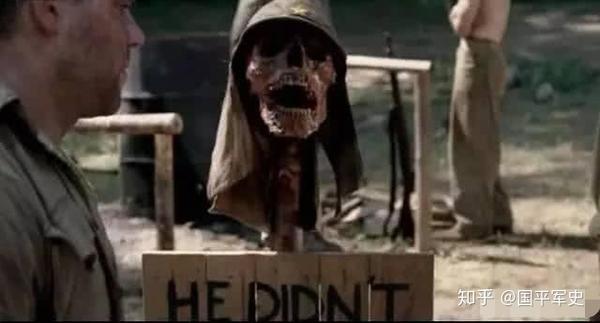 太平洋战场上的老美大兵痴迷日军头骨