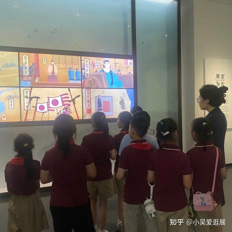 馆校合作丨吴文化博物馆×苏州市实验小学研学活动——“藏月入怀中”宫扇文化小课堂 - 知乎