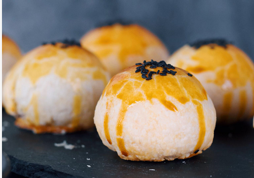 中式糕点蛋黄酥怎么做啊哪种口味好做最简单