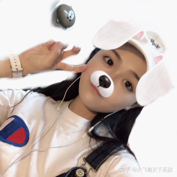 有个漂亮女朋友是什么体验?