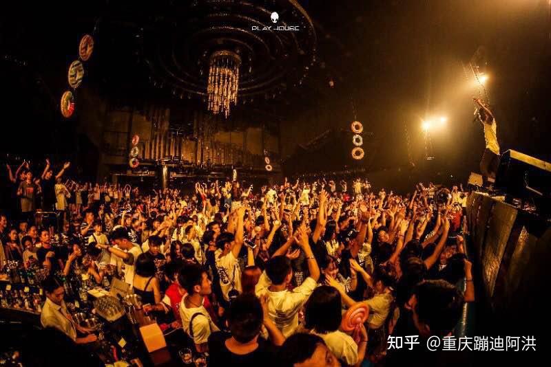 重庆有名的夜店酒吧有哪些重庆蹦迪指南重庆夜店推荐很燃很爆炸