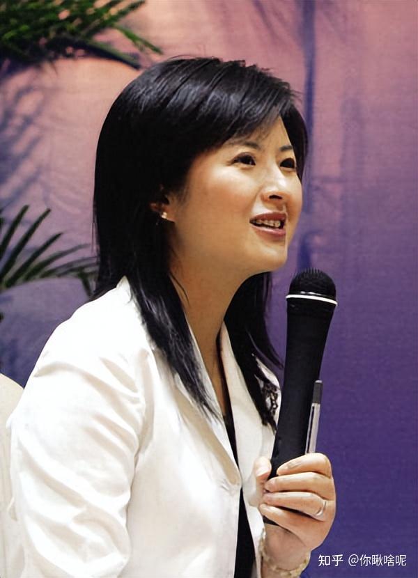 张泉灵：我这辈子最正确的决定，就是为大18岁的高官丈夫生儿子 - 知乎