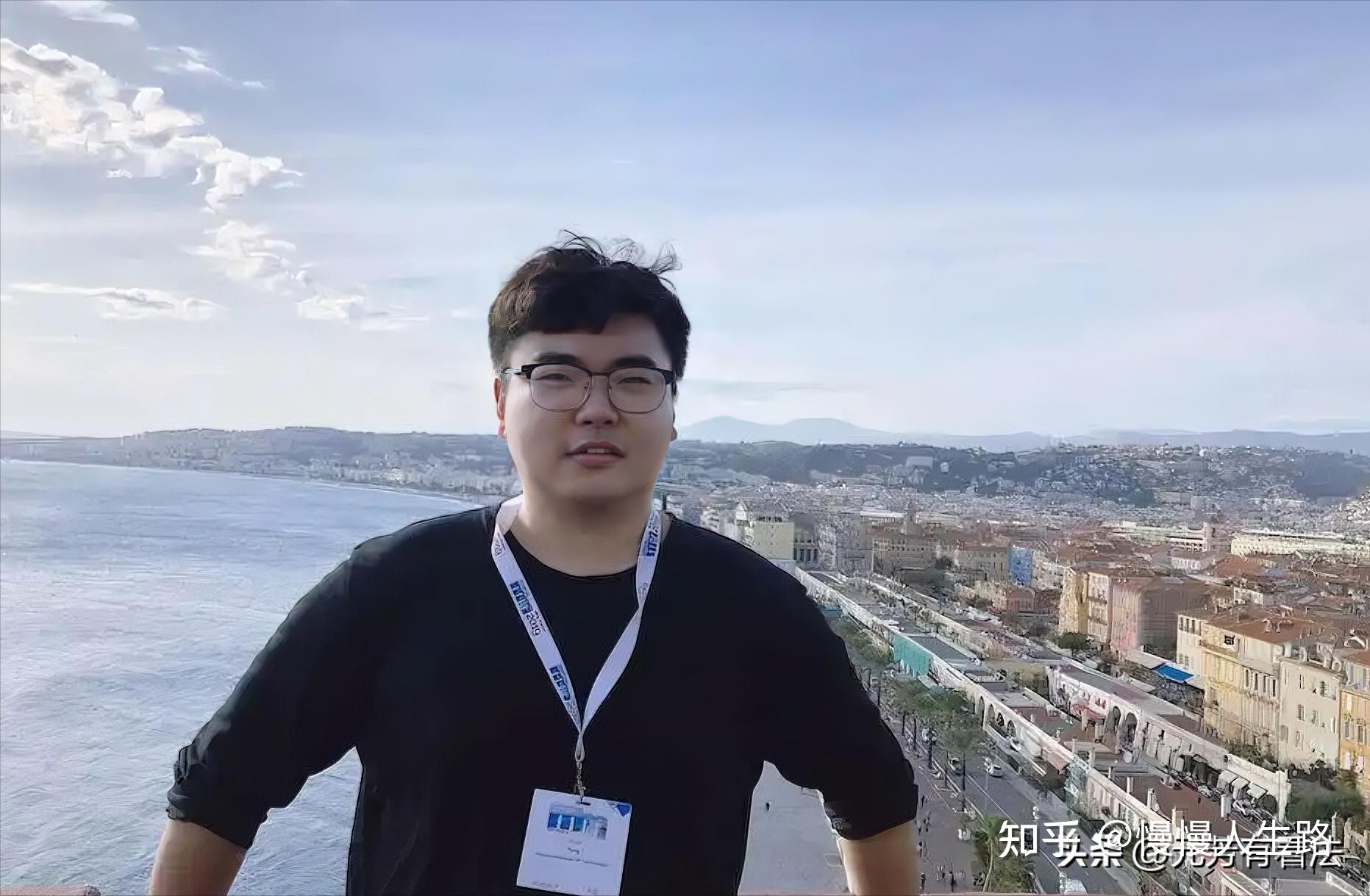 同样是26岁当博导,为何闵超争议这么大? - 知乎