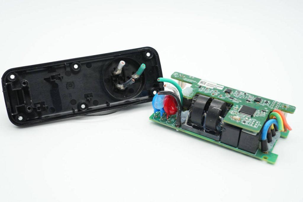 拆解报告byd比亚迪1760w新能源汽车交流充电枪