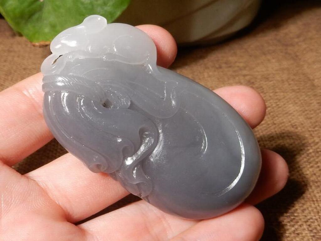 领略烟青玉的美!你了解它吗?它却有自己独有的特征