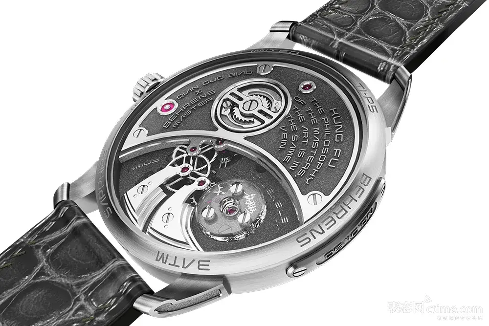 预算1万起论颜值和性价比今年这8块新表普通人绝对可以闭眼入