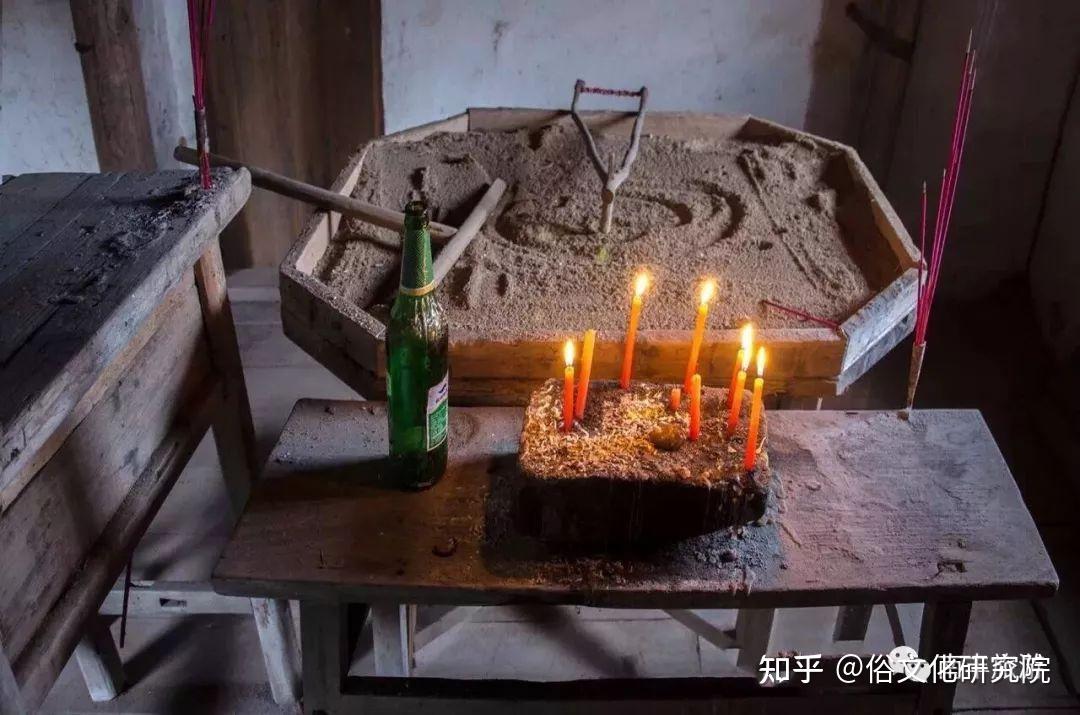 夜谈江湖~用这种方式算命,你见过吗? - 知乎