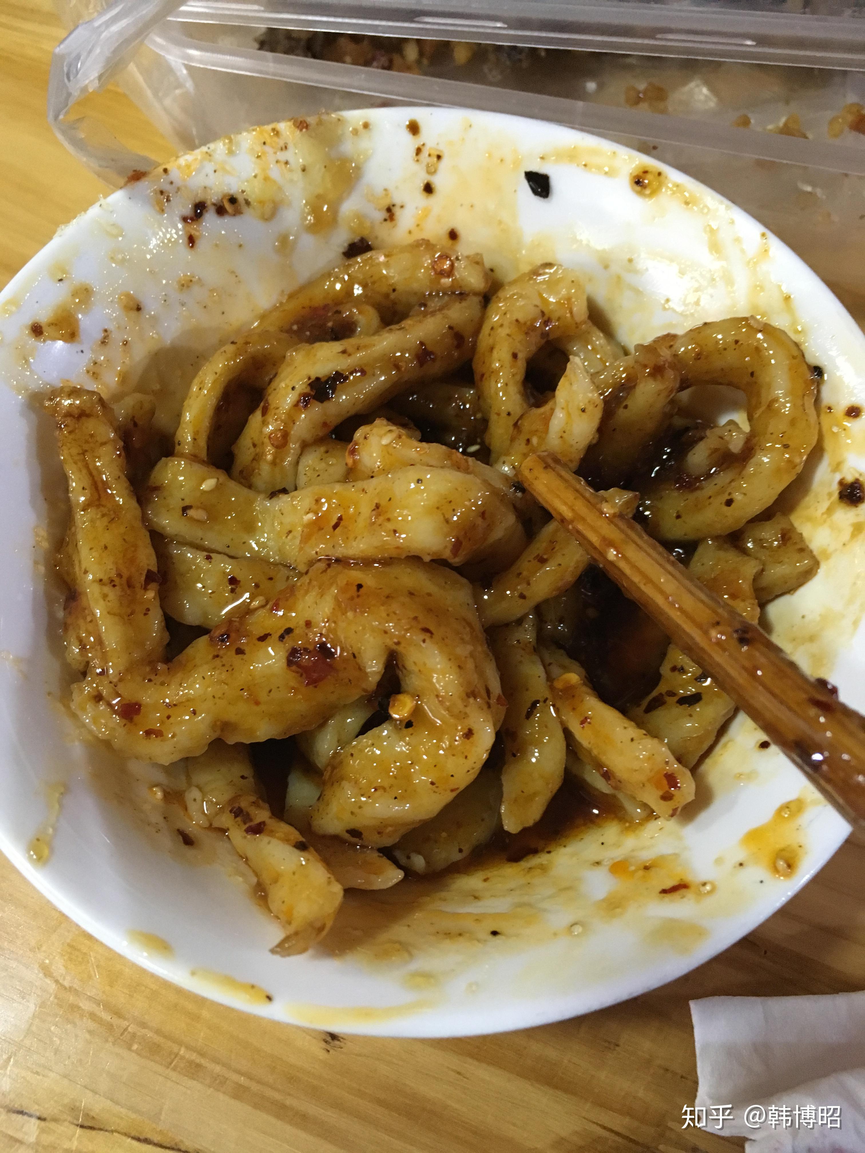 成都三大炮,成都红油水饺,成都煎蛋面,成都胡辣汤,煎包,郑州松针蒸饺