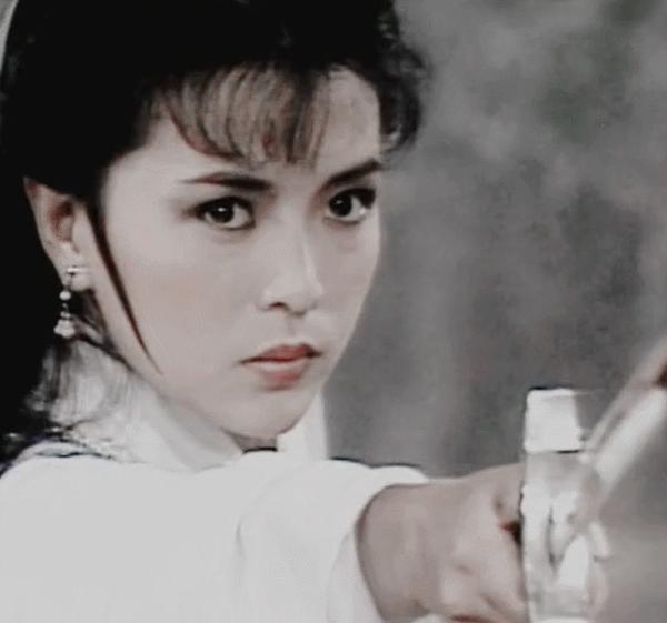 玩弄性感尤物9个月却裸捐56亿为情自杀这位才是真大佬