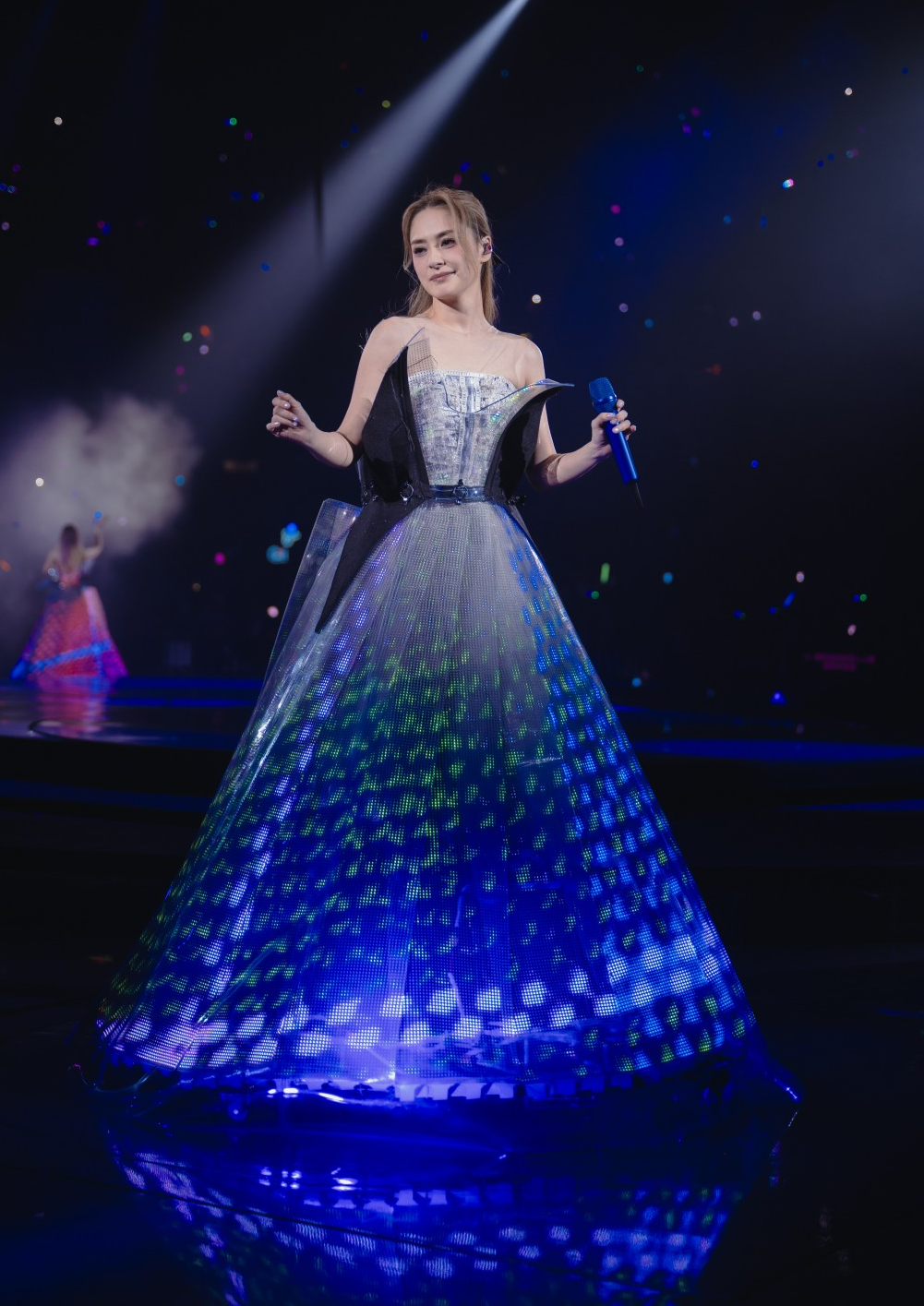 胖成180斤阿娇这是怎么了