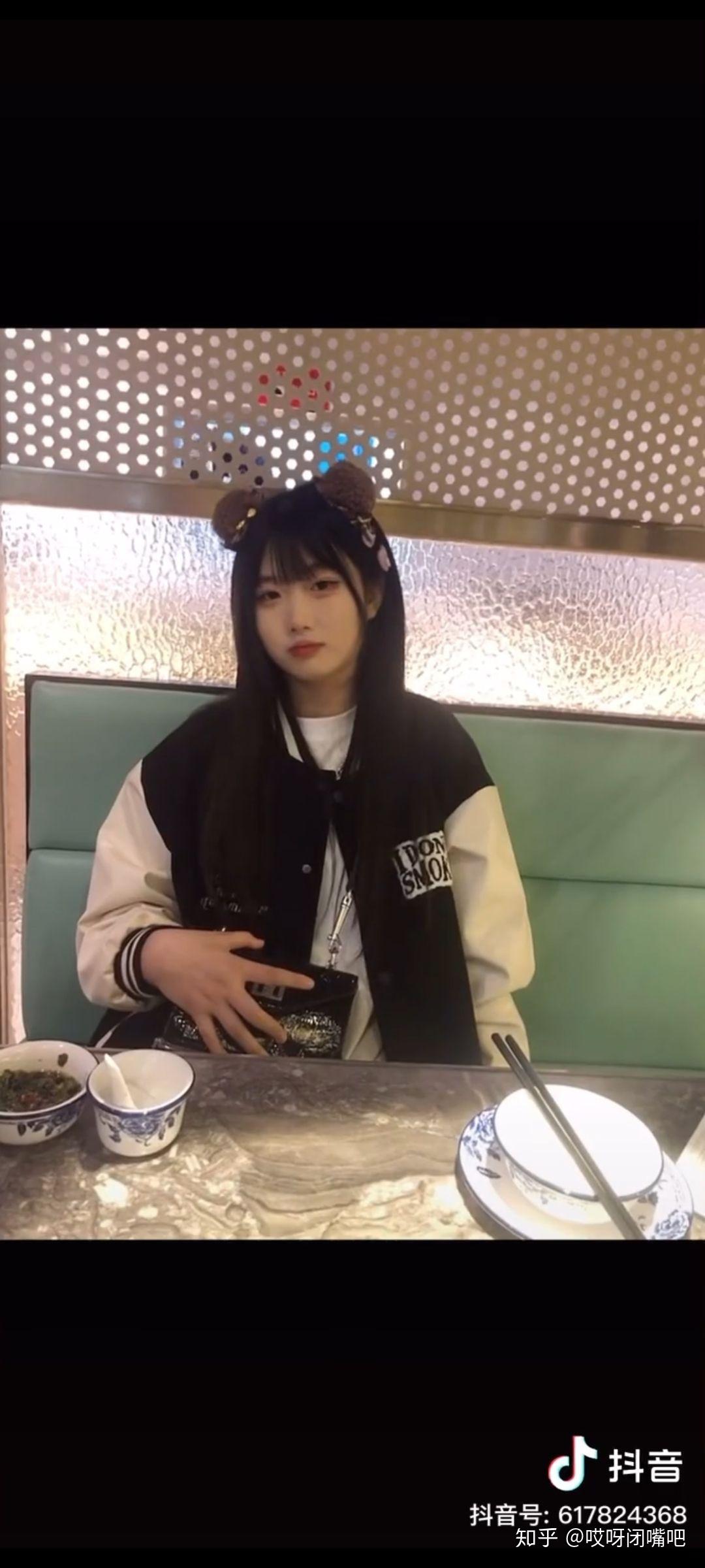 如何评价p图一姐抖音星野新一(李萌)?