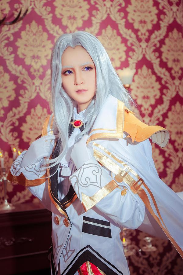 精选输游戏还被虐狗的人生王者荣耀周瑜小乔纯白花嫁cos