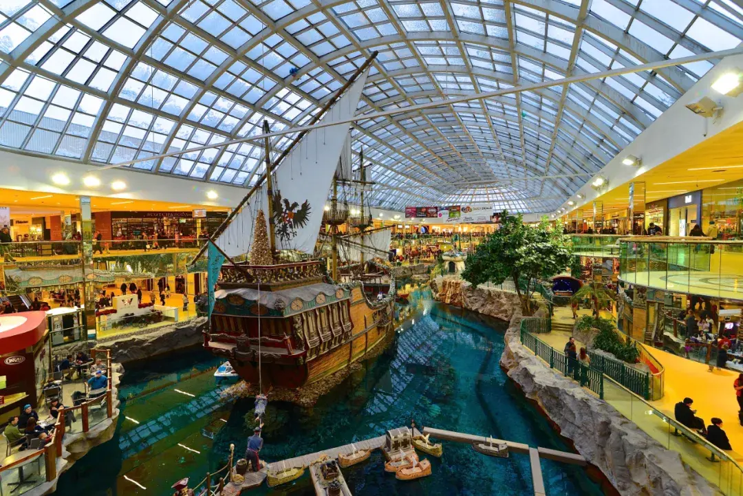 West Edmonton Mall|能满足您一切需求的超级娱乐综合体