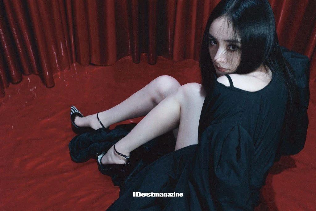 杨幂壁纸远大前程星光万顷不管你向哪我只向你