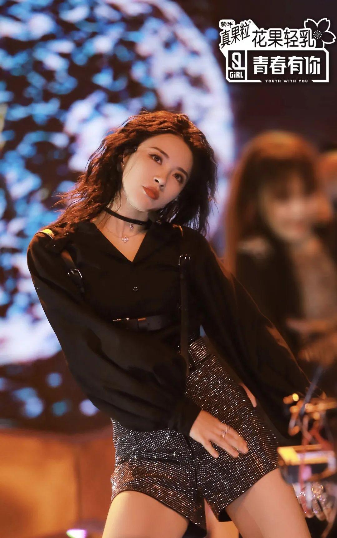 《青春有你2》戴萌壁纸——长发也太好看了吧 - 知乎