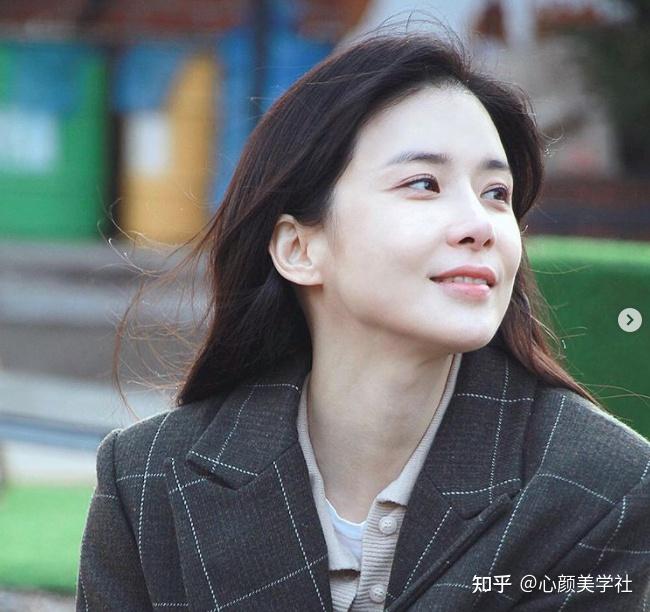 年轻不一定就最美:这些40多岁的韩国女星,随年龄更