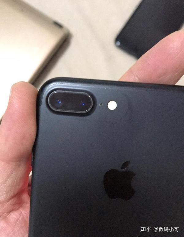 iphone7plus依然是最值得购买的非刘海屏iphone二告诉你答案