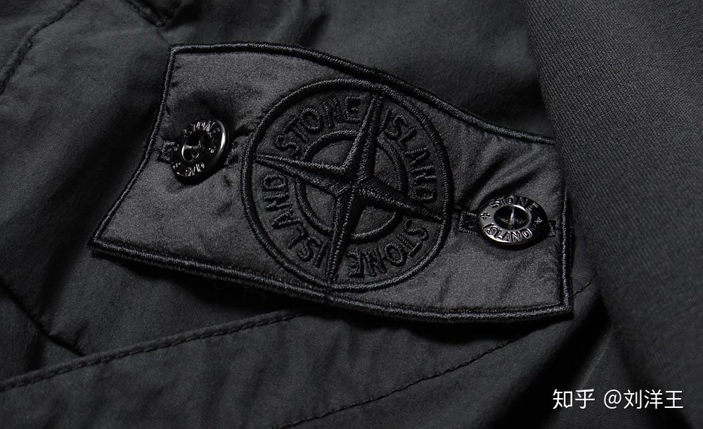 stoneisland袖标与历史简介