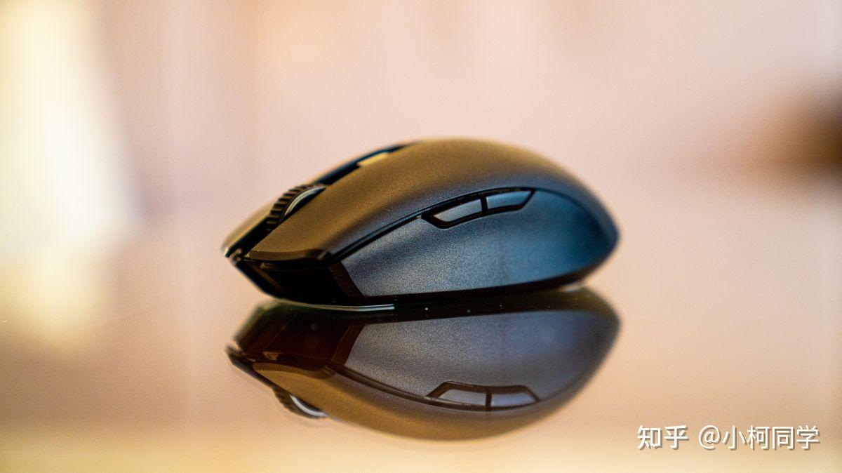 出差党的游戏玩家必备雷蛇八岐大蛇v2