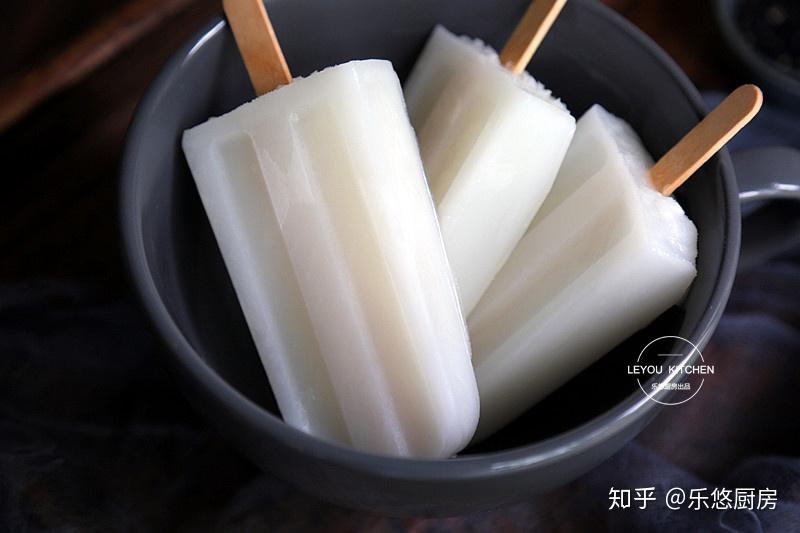 小时候常吃的老冰棍,在家做很简单,用牛奶、糖、糯米粉就可以做 - 知乎