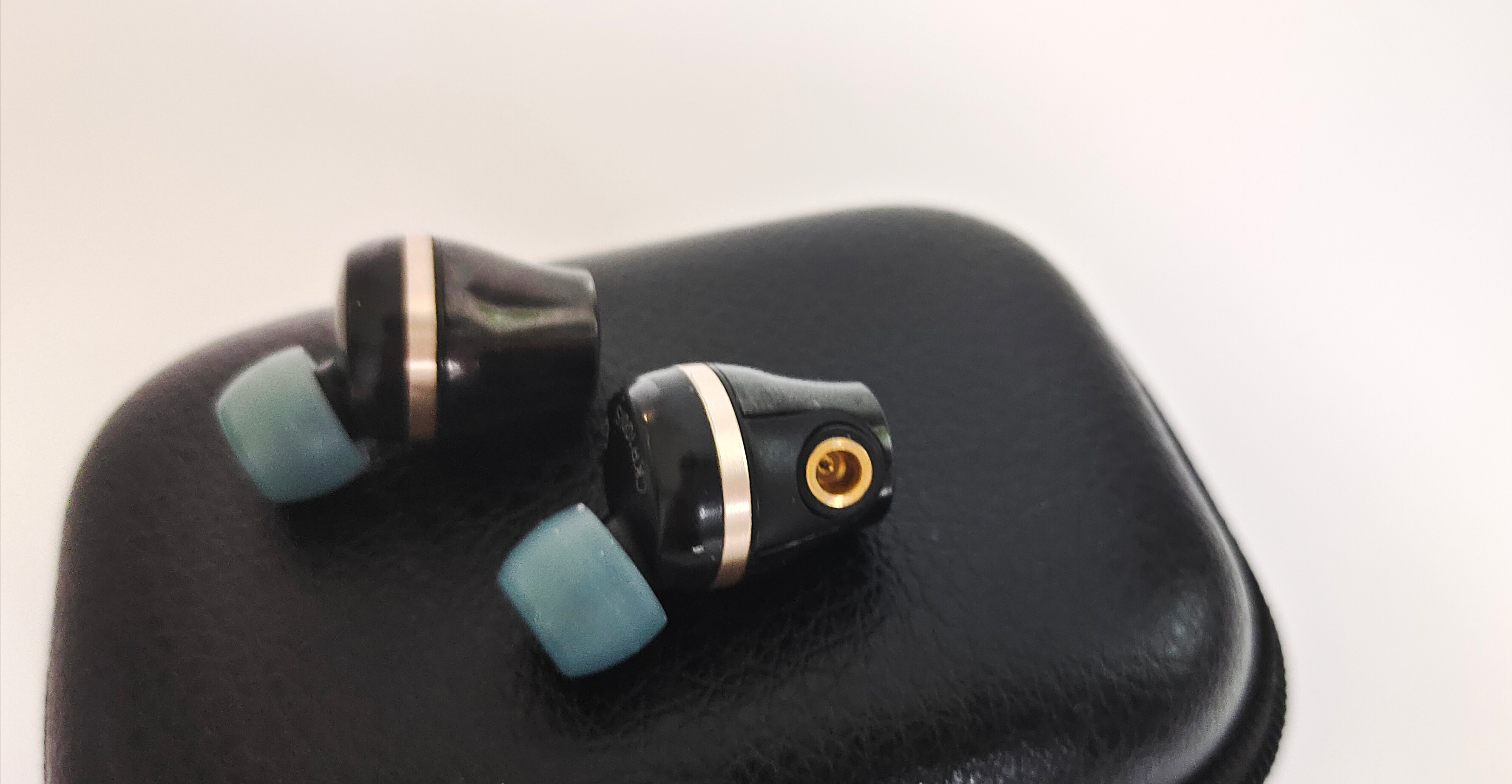 关于 铁三角ckr100is. - 知乎