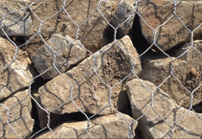 镀锌石笼网使用过程中的优势